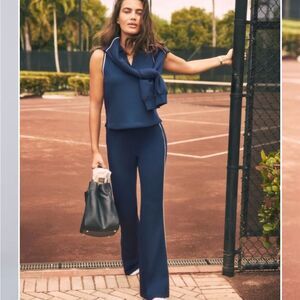 SPANX Navy Wide Leg Flare Pants – Size S – 31” Inseam – NWT